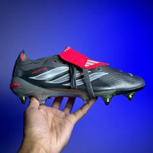 Carregar imagem no visualizador da galeria, Chuteira Adidas Predator Tongue 26 Elite SG + Brinde (Pronta Entrega)
