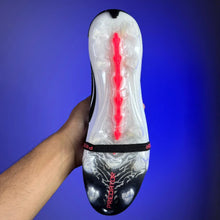 Carregar imagem no visualizador da galeria, Chuteira Adidas Predator Tongue 26 Elite + Brinde (Pronta Entrega)
