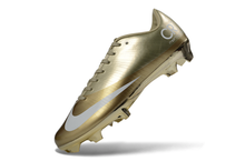 Carregar imagem no visualizador da galeria, Chuteira Campo NIKE Mercurial Superfly FG Remake Dourado
