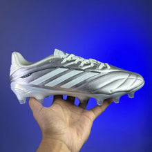 Carregar imagem no visualizador da galeria, Chuteira Adidas Copa Pure 2 Elite Campo + Brinde (Pronta Entrega)
