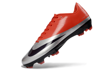 Carregar imagem no visualizador da galeria, Chuteira Campo NIKE Mercurial Superfly FG Remake Vermelho - Prata
