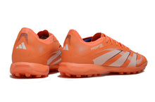 Carregar imagem no visualizador da galeria, Chuteira Adidas Predator 25 Elite Society "Goal Hunter"
