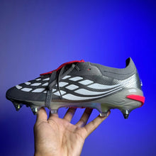 Carregar imagem no visualizador da galeria, Chuteira Adidas Predator Tongue 26 Elite SG + Brinde (Pronta Entrega)
