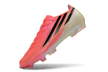 Carregar imagem no visualizador da galeria, Chuteira Adidas F50 Hyperfast FG - Rosa
