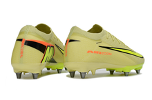 Carregar imagem no visualizador da galeria, Chuteira Campo NIKE Air Zoom Mercurial Vapor 16 Elite SG-PRO Max Voltage Amarelo
