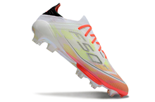 Carregar imagem no visualizador da galeria, Chuteira Campo ADIDAS F50+.1 Elite FG Pure Victory
