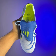 Carregar imagem no visualizador da galeria, Chuteira Adidas Predator Tongue 26 Elite + Brinde (Pronta Entrega)
