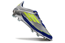Carregar imagem no visualizador da galeria, Chuteira Campo ADIDAS F50 Elite FG Messi
