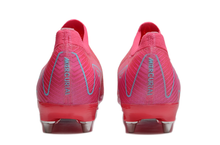 Carregar imagem no visualizador da galeria, Chuteira Campo NIKE Air Zoom Mercurial Vapor 16 Elite SG-PRO Mad Energy Vermelho - Rosa
