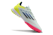 Carregar imagem no visualizador da galeria, Chuteira Society ADIDAS F50 Pro Stellar Icon

