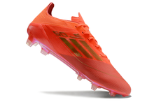 Carregar imagem no visualizador da galeria, Chuteira Campo ADIDAS F50 Elite FG Two Horizons
