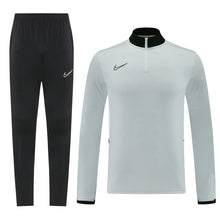 Carregar imagem no visualizador da galeria, Conjunto de frio - Blusa sem capuz + calça
