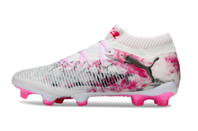 Carregar imagem no visualizador da galeria, Chuteira Campo Puma Future 8 Ultimate FG Brilliance Pack Branco - Rosa
