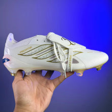 Carregar imagem no visualizador da galeria, Chuteira Adidas Predator Tongue 26 Elite + Brinde (Pronta Entrega)
