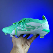 Carregar imagem no visualizador da galeria, Chuteira Adidas Predator Tongue 26 Elite + Brinde (Pronta Entrega)
