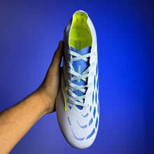 Carregar imagem no visualizador da galeria, Chuteira Adidas Predator Elite 26 SG (Pronta Entrega)
