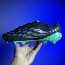 Carregar imagem no visualizador da galeria, Chuteira Adidas Predator Elite 26 SG (Pronta Entrega)
