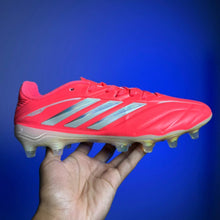 Carregar imagem no visualizador da galeria, Chuteira Adidas Copa Pure 2 Elite Campo + Brinde (Pronta Entrega)
