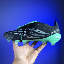 Carregar imagem no visualizador da galeria, Chuteira Adidas Predator Tongue 26 Elite + Brinde (Pronta Entrega)
