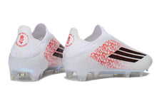 Carregar imagem no visualizador da galeria, Chuteira Adidas F50 X Laceless Campo - Branco
