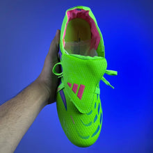 Carregar imagem no visualizador da galeria, Chuteira Adidas Predator Tongue 26 Elite + Brinde (Pronta Entrega)

