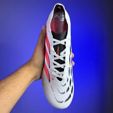 Carregar imagem no visualizador da galeria, Chuteira Adidas Predator Elite 26 (Pronta Entrega)
