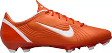 Carregar imagem no visualizador da galeria, Chuteiras de futebol Nike Mercurial Vapor I RGN SE FG
