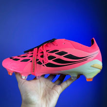 Carregar imagem no visualizador da galeria, Chuteira Adidas Predator Tongue 26 Elite + Brinde (Pronta Entrega)
