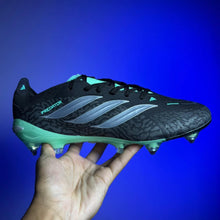 Carregar imagem no visualizador da galeria, Chuteira Adidas Predator Elite 26 SG (Pronta Entrega)
