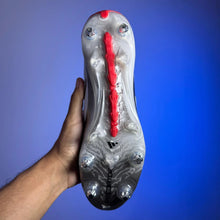 Carregar imagem no visualizador da galeria, Chuteira Adidas Predator Elite 26 SG (Pronta Entrega)
