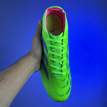 Carregar imagem no visualizador da galeria, Chuteira Adidas Predator Elite 26 SG (Pronta Entrega)
