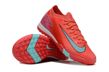 Carregar imagem no visualizador da galeria, Chuteira Society Nike Air Zoom Mercurial Vapor 16 Mad Energy
