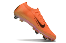 Carregar imagem no visualizador da galeria, Chuteira Campo NIKE Air Zoom Mercurial Vapor 16 Elite SG-PRO Deja Vu Laranja - Dourado

