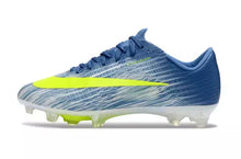 Carregar imagem no visualizador da galeria, Chuteira Nike Mercurial Superfly 11 Elite FG
