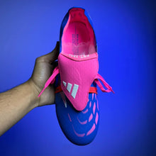 Carregar imagem no visualizador da galeria, Chuteira Adidas Predator Tongue 26 Elite + Brinde (Pronta Entrega)
