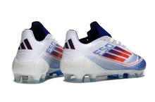 Carregar imagem no visualizador da galeria, Chuteira de Campo ADIDAS F50+ Elite FG Branco/Azul
