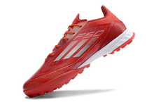 Carregar imagem no visualizador da galeria, Chuteira Society ADIDAS F50 Pro
