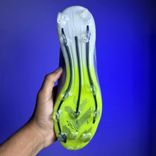 Carregar imagem no visualizador da galeria, Chuteira Adidas F50 X Campo + Brinde (Pronta Entrega)
