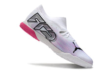 Carregar imagem no visualizador da galeria, Chuteira Puma Future 7 Match Society - Branco/Preto/Rosa
