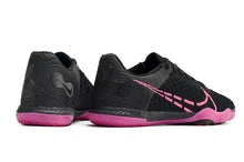 Carregar imagem no visualizador da galeria, Chuteira NIKE React Gato Futsal Preto/Pink
