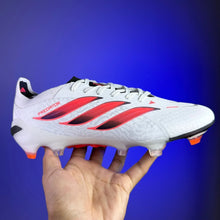 Carregar imagem no visualizador da galeria, Chuteira Adidas Predator Elite 26 (Pronta Entrega)
