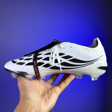 Carregar imagem no visualizador da galeria, Chuteira Adidas Predator Tongue 26 Elite + Brinde (Pronta Entrega)
