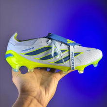 Carregar imagem no visualizador da galeria, Chuteira Adidas Predator Tongue 26 Elite + Brinde (Pronta Entrega)
