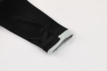 Carregar imagem no visualizador da galeria, Conjunto de frio - Blusa sem capuz + calça
