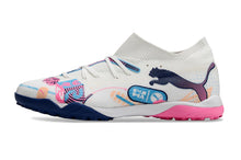Carregar imagem no visualizador da galeria, Chuteira Puma Future 7 Match Society - Branco/Rosa/Azul
