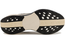 Carregar imagem no visualizador da galeria, Nike Pegasus Plus M LV8

