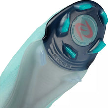 Carregar imagem no visualizador da galeria, Chuteiras de futebol Nike PHANTOM LUNA II ELITE FG
