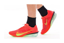 Carregar imagem no visualizador da galeria, Nike Vaporfly Próximo% 4
