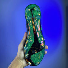 Carregar imagem no visualizador da galeria, Nike Gripknit Phantom GX Elite Fusion FG - GX Link Pack
