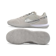Carregar imagem no visualizador da galeria, Chuteira NIKE Street Gato Futsal Rosa
